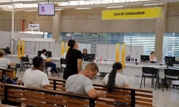 Barueri abre 15 vagas com salários de até R$ 7 mil nesta semana