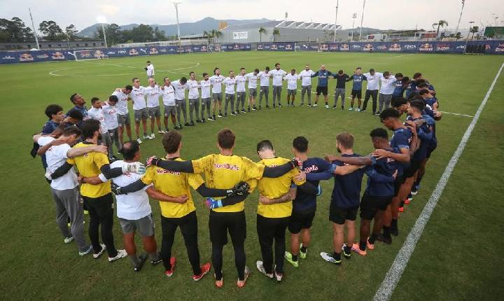 Bragantino se reapresenta e inicia preparação para enfrentar o Blooming pela Sul-Americana