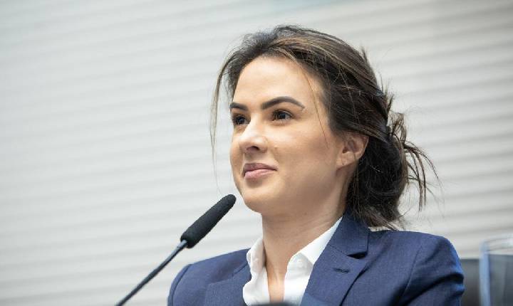 Bruna Furlan amplia apoios na Região Oeste para 2026