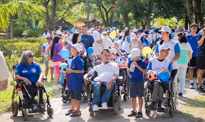 Caminhada Inclusiva 2026 mobiliza famílias no Parque Dom José
