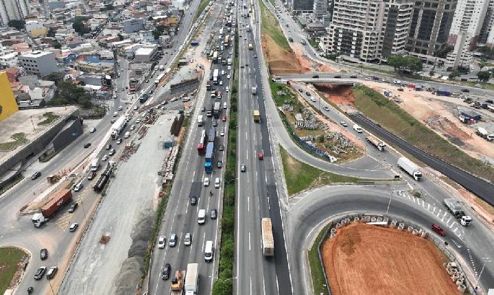 Castello Branco terá bloqueios noturnos na altura de Barueri