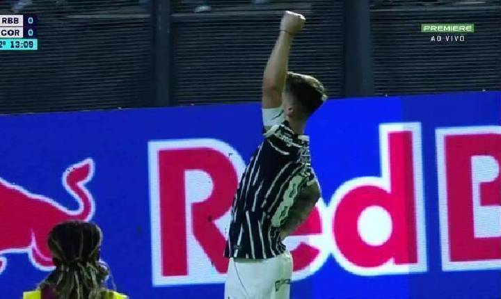 Com falha de Volpi, Corinthians vence o Bragantino fora de casa e encosta no G4