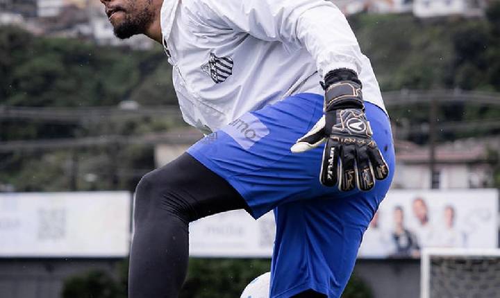 Com saída de Rincón, Santos tem apenas dois remanescentes da queda no Brasileirão