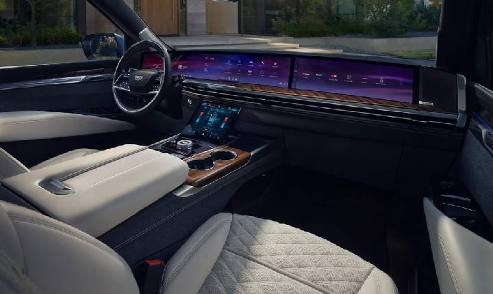 Como Deolane tem Cadillac Escalade? SUV de R$ 2,1 milhões não é vendido oficialmente no Brasil