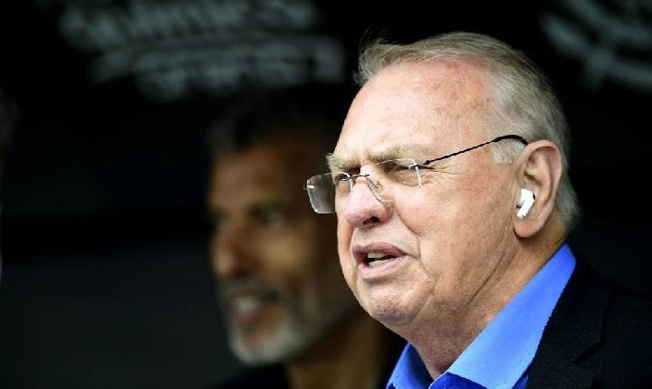 Corinthians é condenado a pagar R$ 6 milhões pela contratação de Charles e pode sofrer transfer ban