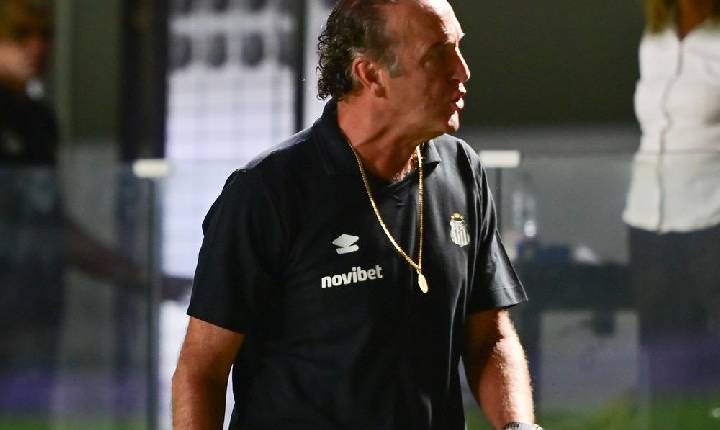 Cuca é expulso e desfalca Santos contra o Fluminense; Escobar leva o terceiro amarelo