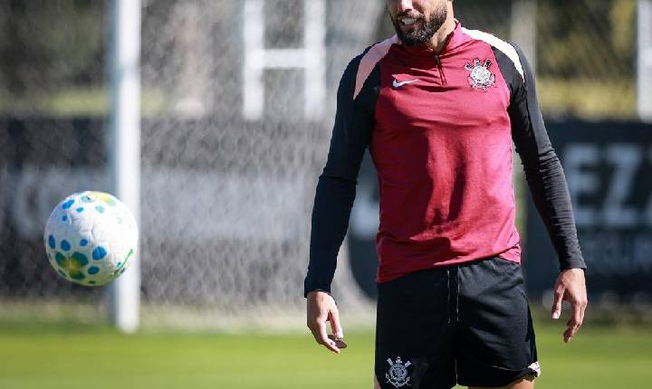 Diniz faz ajustes e Corinthians conclui décimo dia de intertemporada no CT