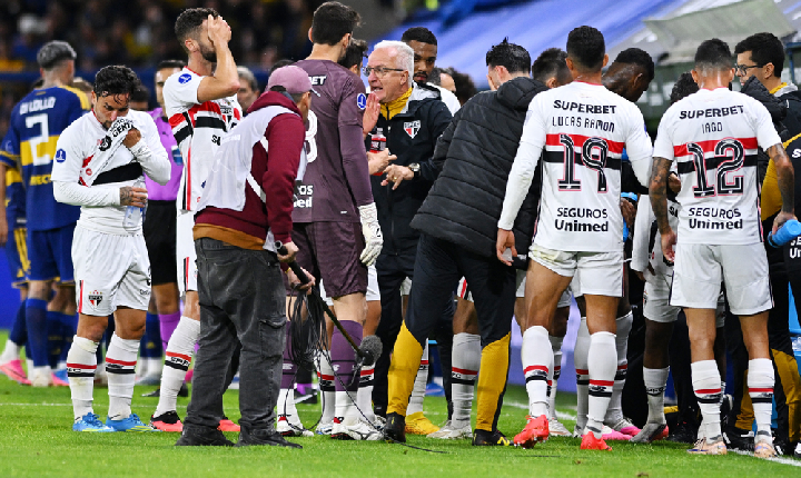 Dorival cita descuido do São Paulo em gol do Boca e lamenta ausência de Calleri na volta