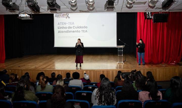 Encontro em Barueri amplia debate sobre neurodivergência e atendimento às famílias