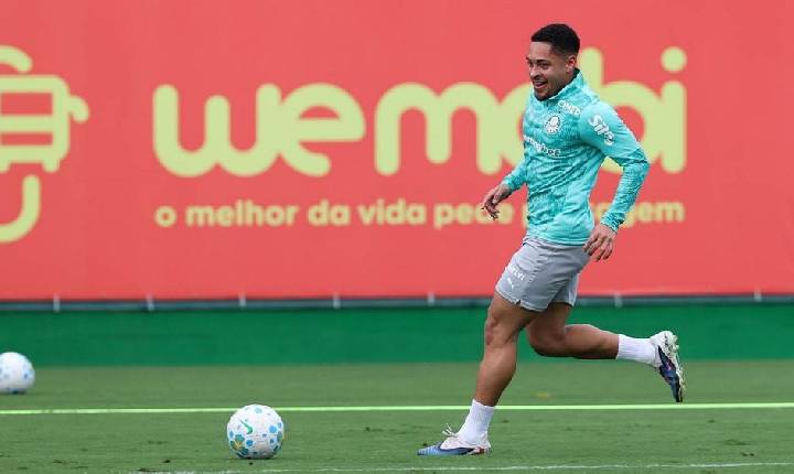 Escalação do Palmeiras: elenco se reapresenta, e Vitor Roque e Paulinho treinam com o grupo