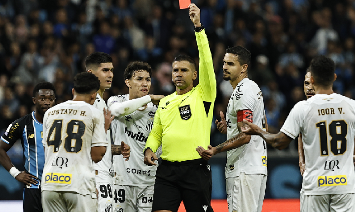 Gustavo Henrique desfalca Santos contra o Vitória pelo Brasileirão