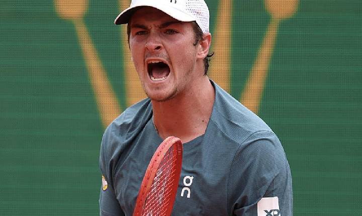 João Fonseca sobe cinco posições no ranking da ATP e volta ao top 35