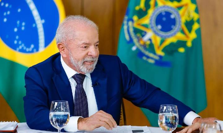 Lula chega à Alemanha neste domingo para a maior feira industrial do mundo, em Hannover
