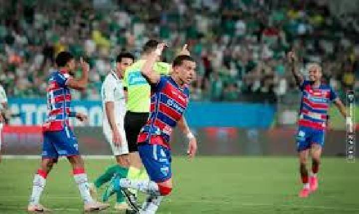 Palmeiras perde para o Fortaleza em Cuiabá, mas garante vaga nas quartas da Copa do Brasil