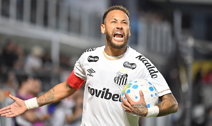 Remo x Santos: Neymar vai chegar a Belém no início da tarde de terça