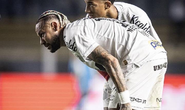 Santos abre sindicância para apurar episódio entre Neymar e Robinho Jr.