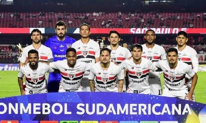 São Paulo vence após oito jogos e garante vaga nas oitavas da Copa Sul-Americana