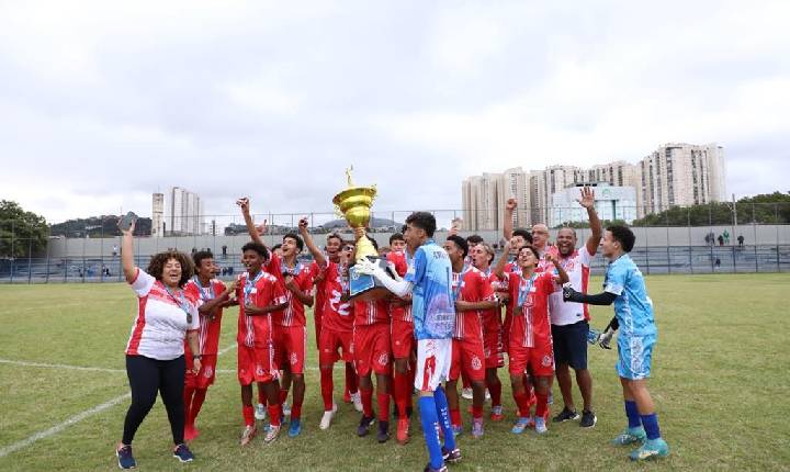 Só Loucura e América conquistam a Recopa Barueri