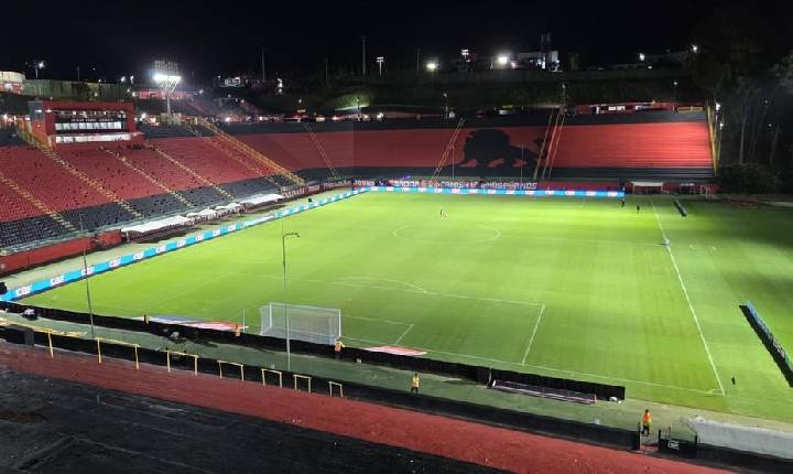 Vitória x Corinthians: onde assistir ao vivo, horário e escalações