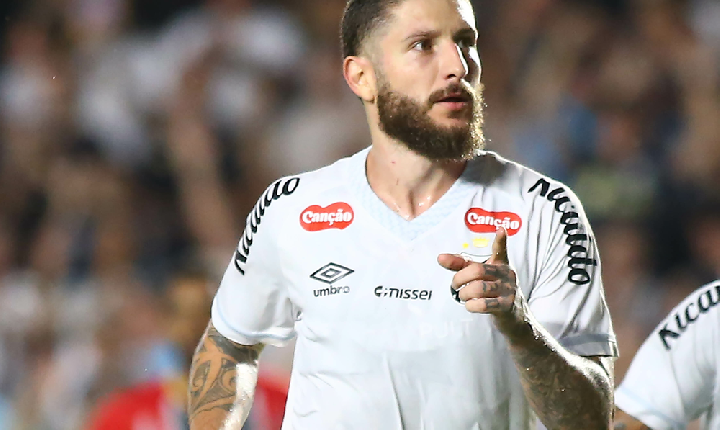 Zé Rafael pede para treinar separado do elenco e fica próximo de deixar o Santos