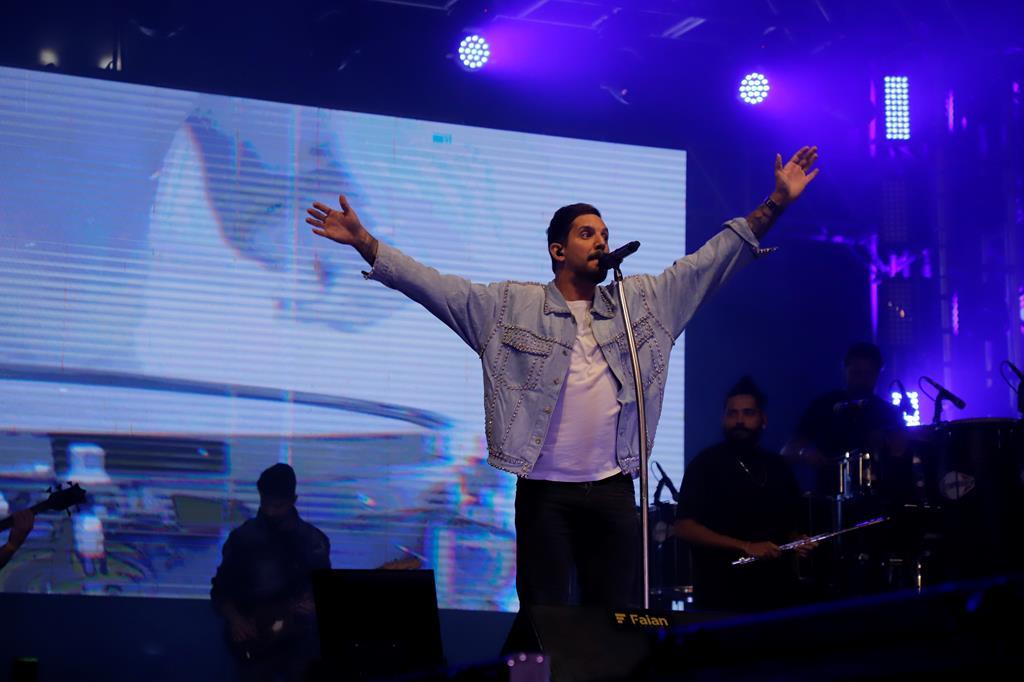 Banda Eva sacode o Arraiá de Barueri com mistura de São João e Carnaval