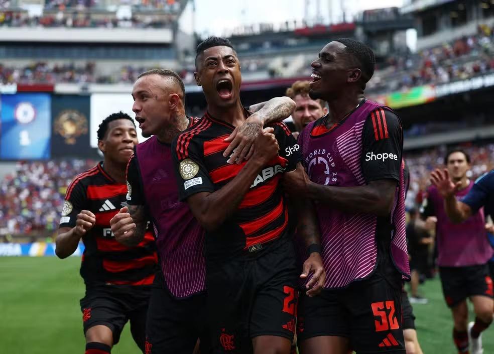 Filipe Luís se diz orgulhoso com vitória do Flamengo: 