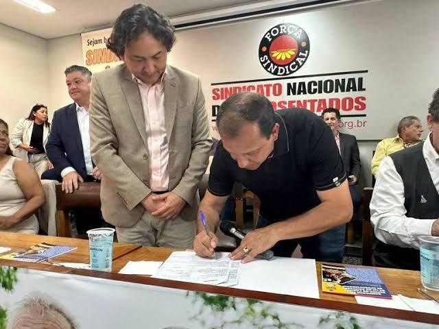 PDT-SP nomeia presidente de sindicato investigado por INSS para direção e depois recua