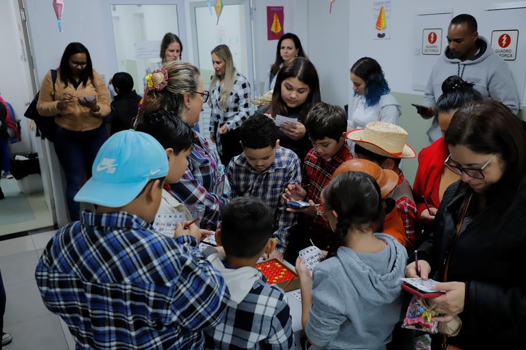 Arraiá do Programa Matraca reúne pacientes e familiares em Barueri
