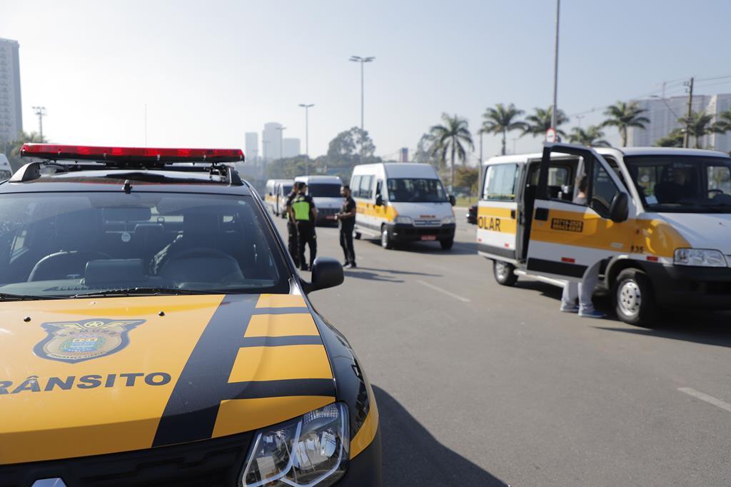 Barueri realiza vistoria obrigatória de transporte escolar para o 2º semestre