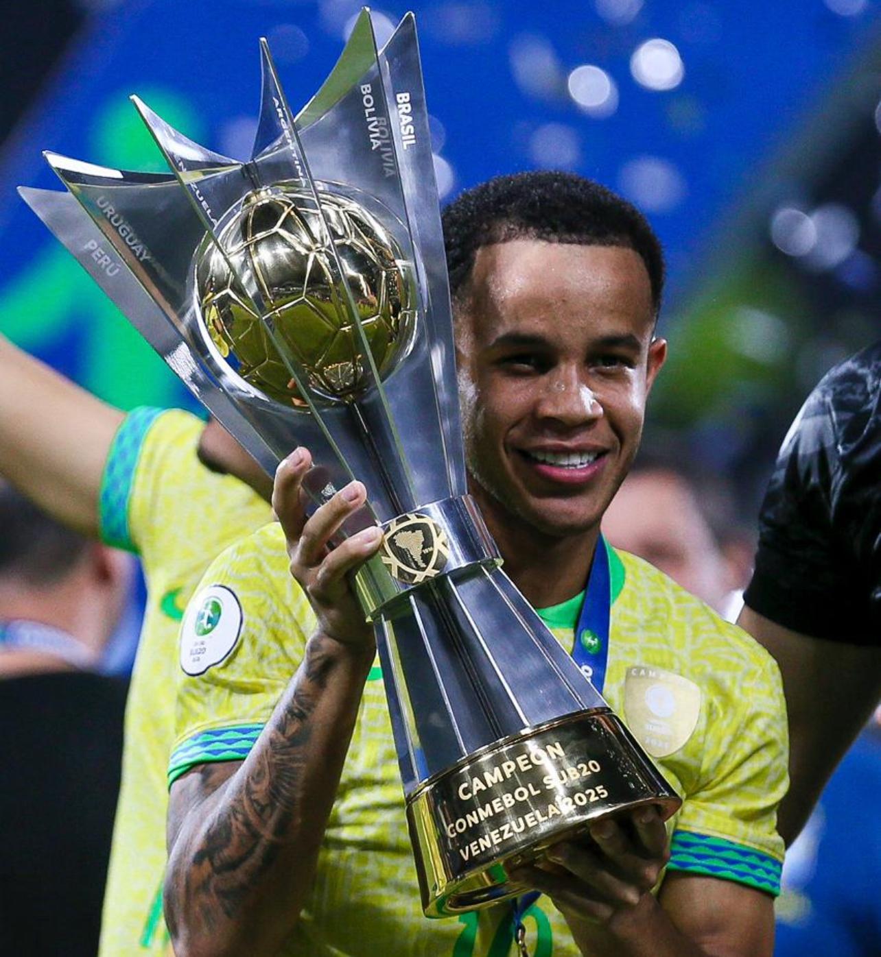 O camisa 10 da Seleção Brasileira Sub-20 Pedrinho (Zenit) foi convocado para os últimos amistosos antes da Copa do Mundo de seleções que será no Chile