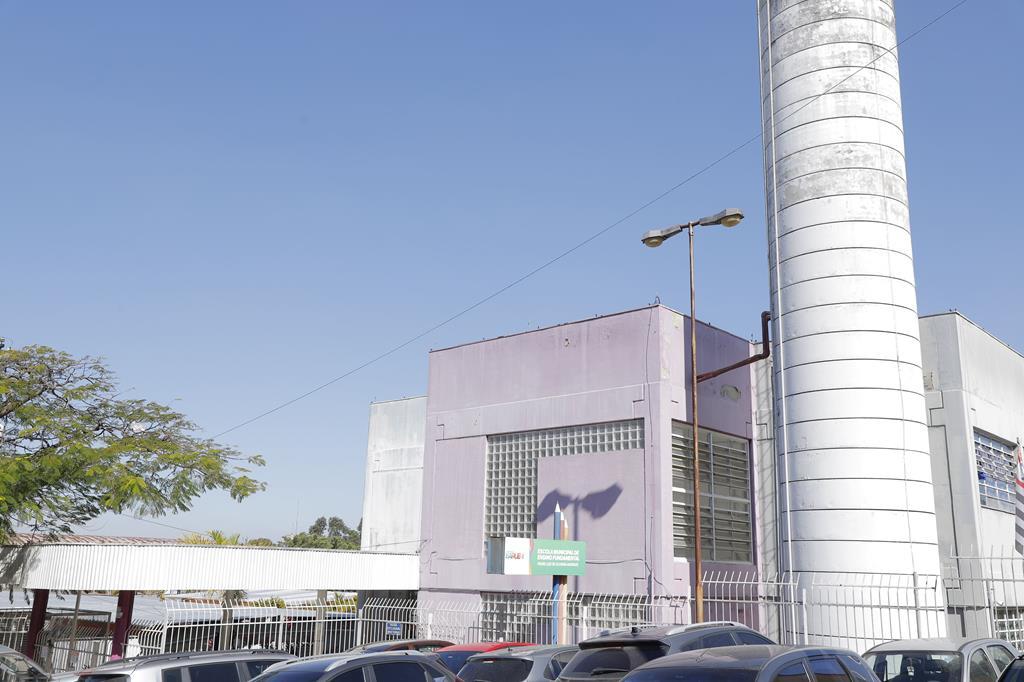 Prefeitura reforma Emef Padre Luiz de Oliveira Andrade no Engenho Novo