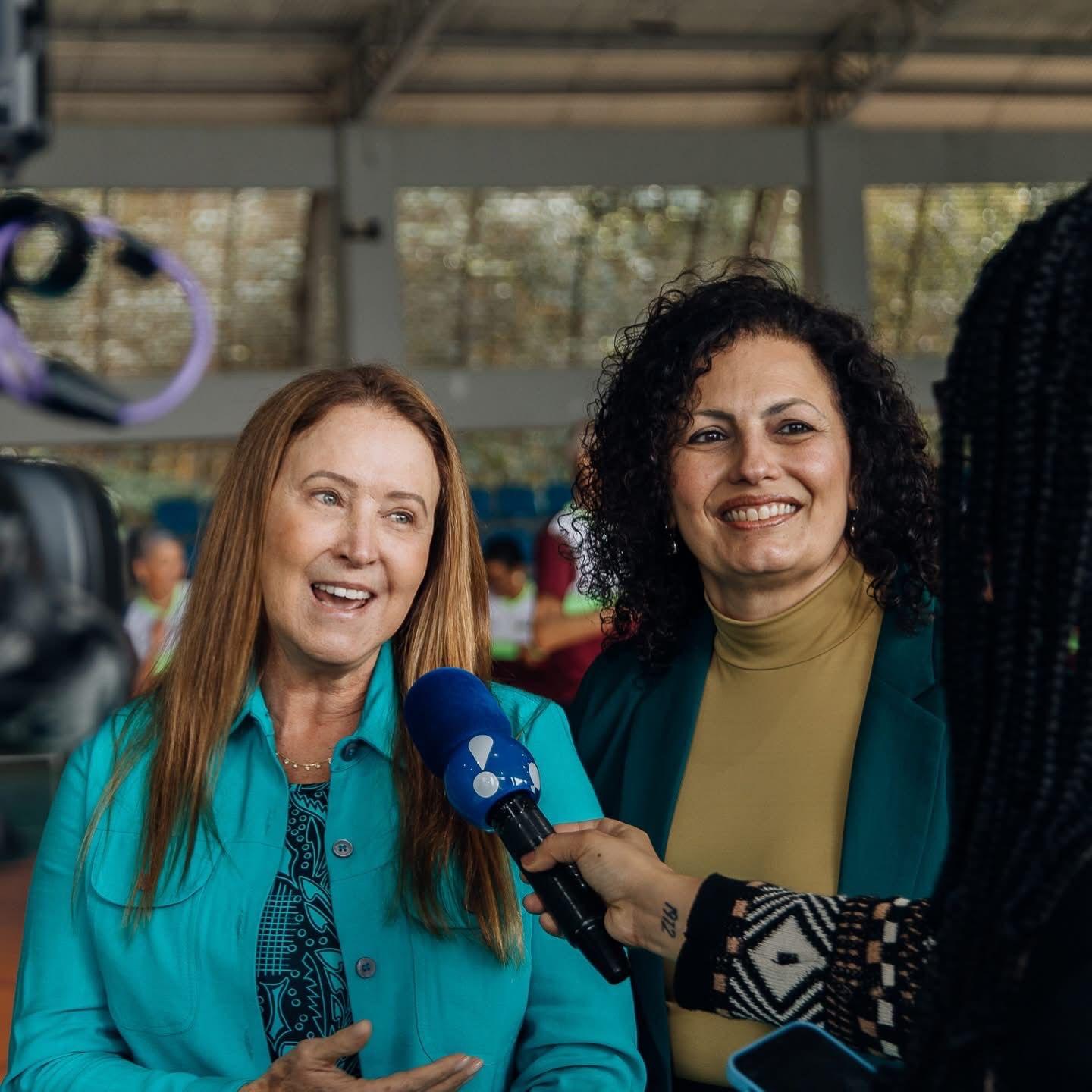 Primeira Dama de Barueri Damaris Piteri e a Vice-Prefeita Doutora Cláudia foram destaque no Programa Elas em Jogo da Rede TV