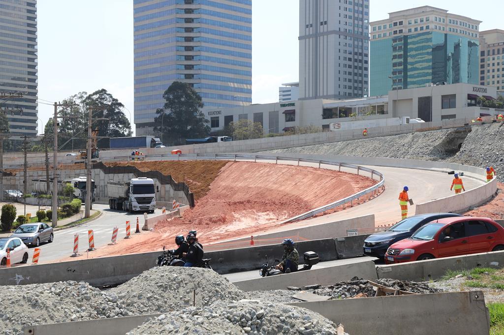 Nova alça de acesso da Castello Branco no km 23 será liberada nesta segunda-feira