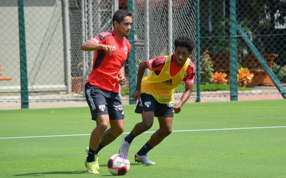 Everton Felipe lembra passagem frustrada pelo São Paulo: 