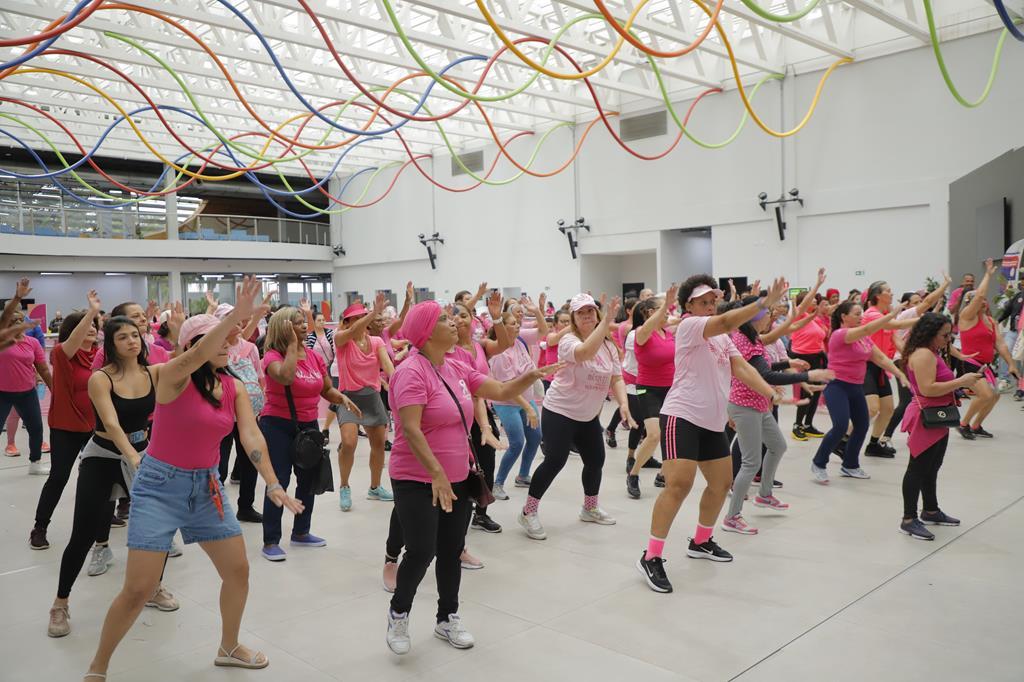 Outubro Rosa 2025 em Barueri promove ações de conscientização