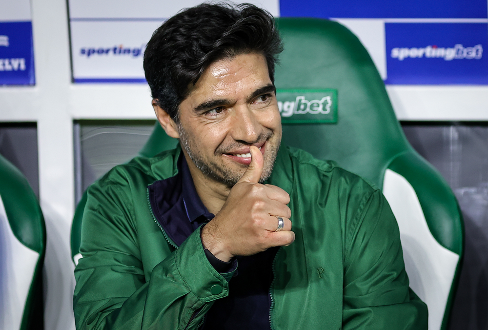 Abel diz que vitória do Palmeiras foi merecida e pede reflexão profunda sobre convocações: 