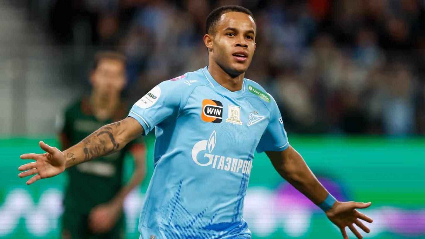 Cruzeiro estuda proposta por Pedrinho, do Zenit; Corinthians pode lucrar em possível venda
