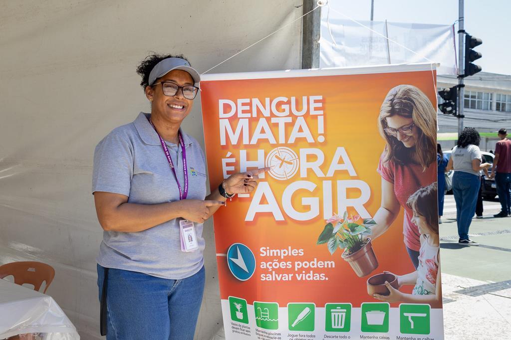 Barueri conscientiza população no Dia D de prevenção e combate à dengue