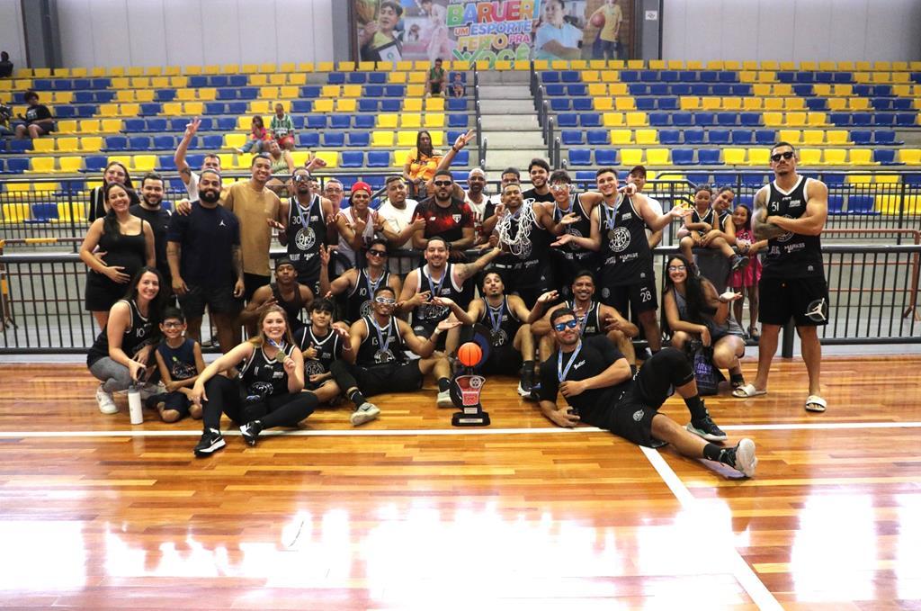 Barueri encerra temporada com duas grandes finais de basquete