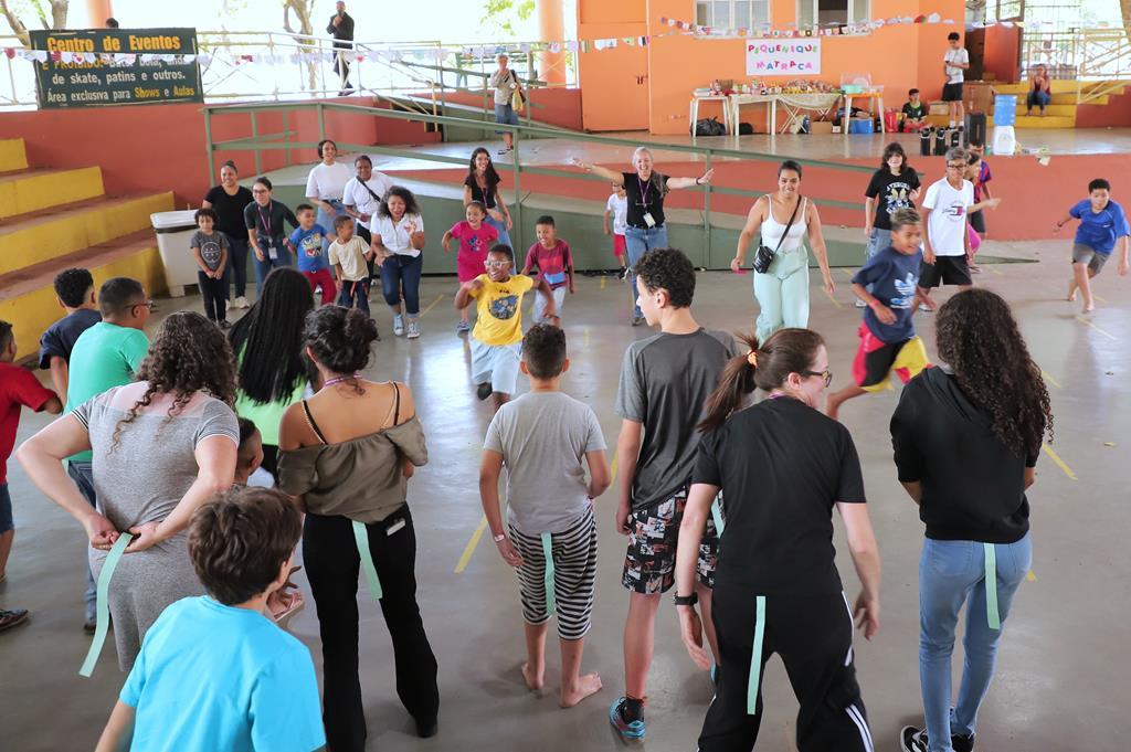 “Piquenique Matraca” diverte pacientes e responsáveis no Parque Dom José