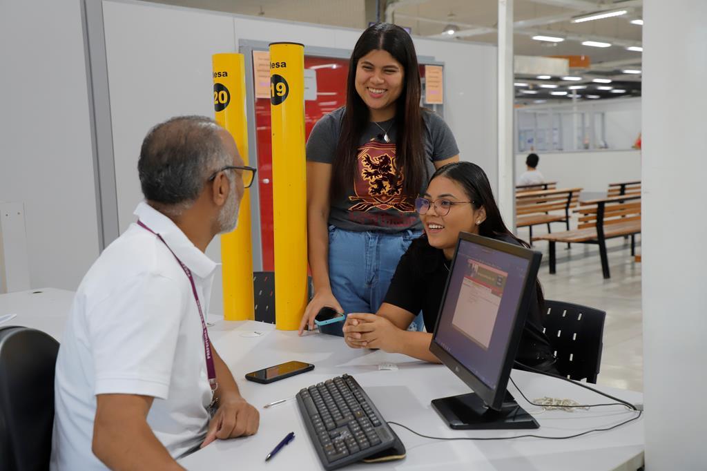 Semana começa com 37 vagas de trabalho abertas em Barueri
