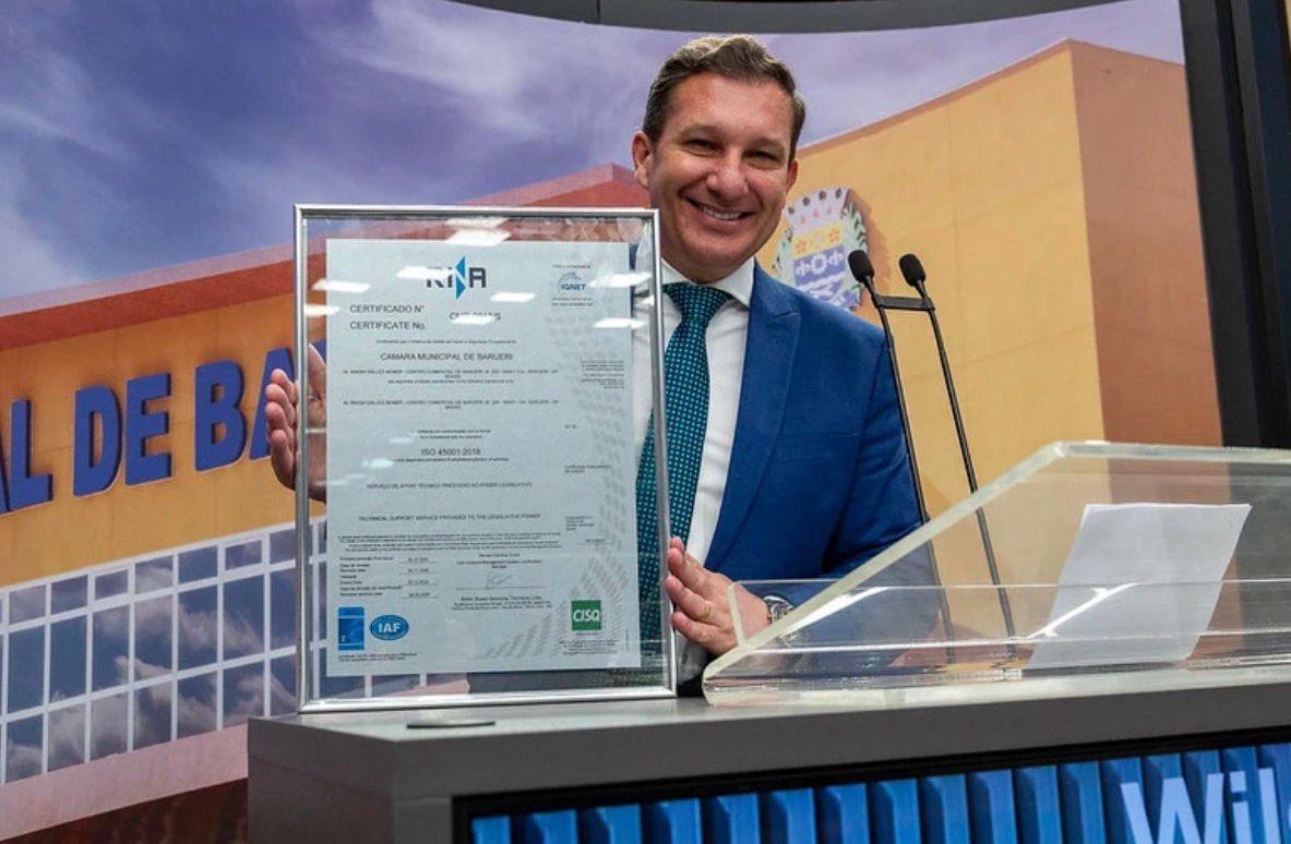 No comando do Presidente da Câmara Municipal de Barueri Wilson Zuffa a casa passa a ser reconhecida internacionalmente como modelo legislativo brasileiro