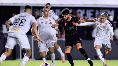 Yuri Alberto marca para o Corinthians e Gabigol faz para o Santos em empate cheio de cartões