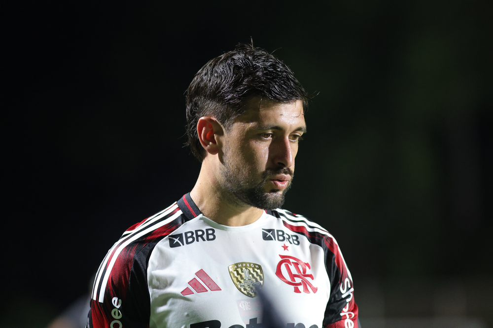 Análise: Flamengo aumenta lista de piores atuações com Filipe Luís em vitória com duas boas notícias