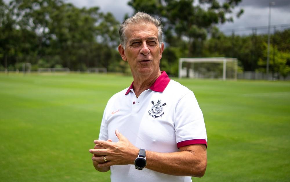 Corinthians oficializa a contratação de Ricardo Drubscky como coordenador técnico da base