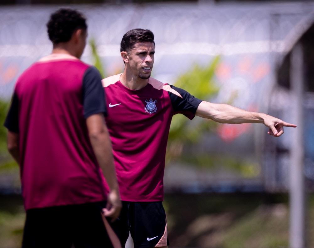 Escalação do Corinthians: Dorival terá retorno de titulares para duelo contra o Athletico-PR