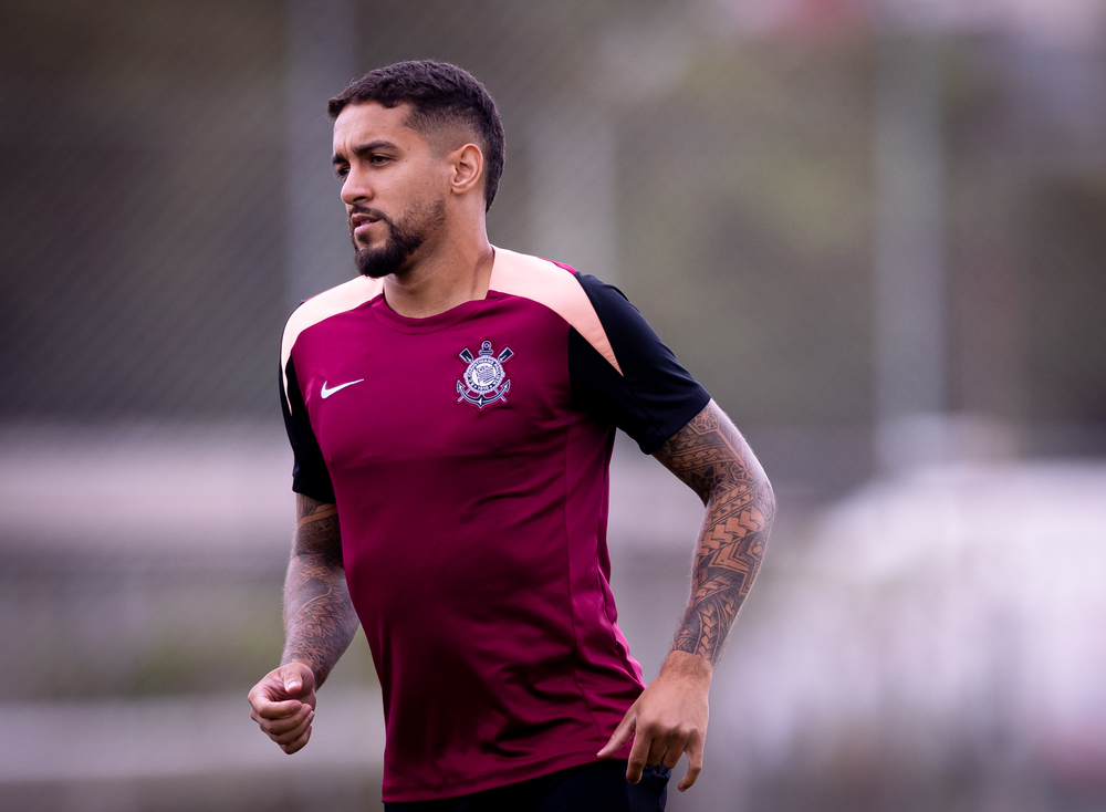 Escalação: Matheus Pereira fica fora de treino e desfalca Corinthians contra Portuguesa