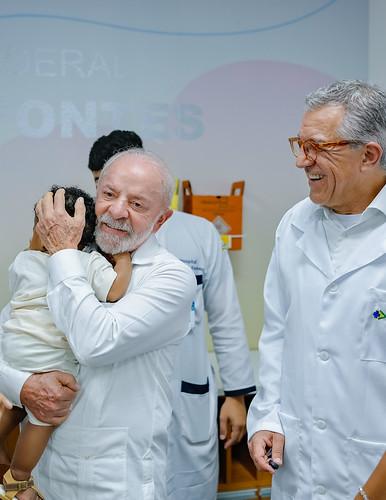 Lula entrega nova ala em hospital que havia sido praticamente abandonado: 'Atendimento digno'