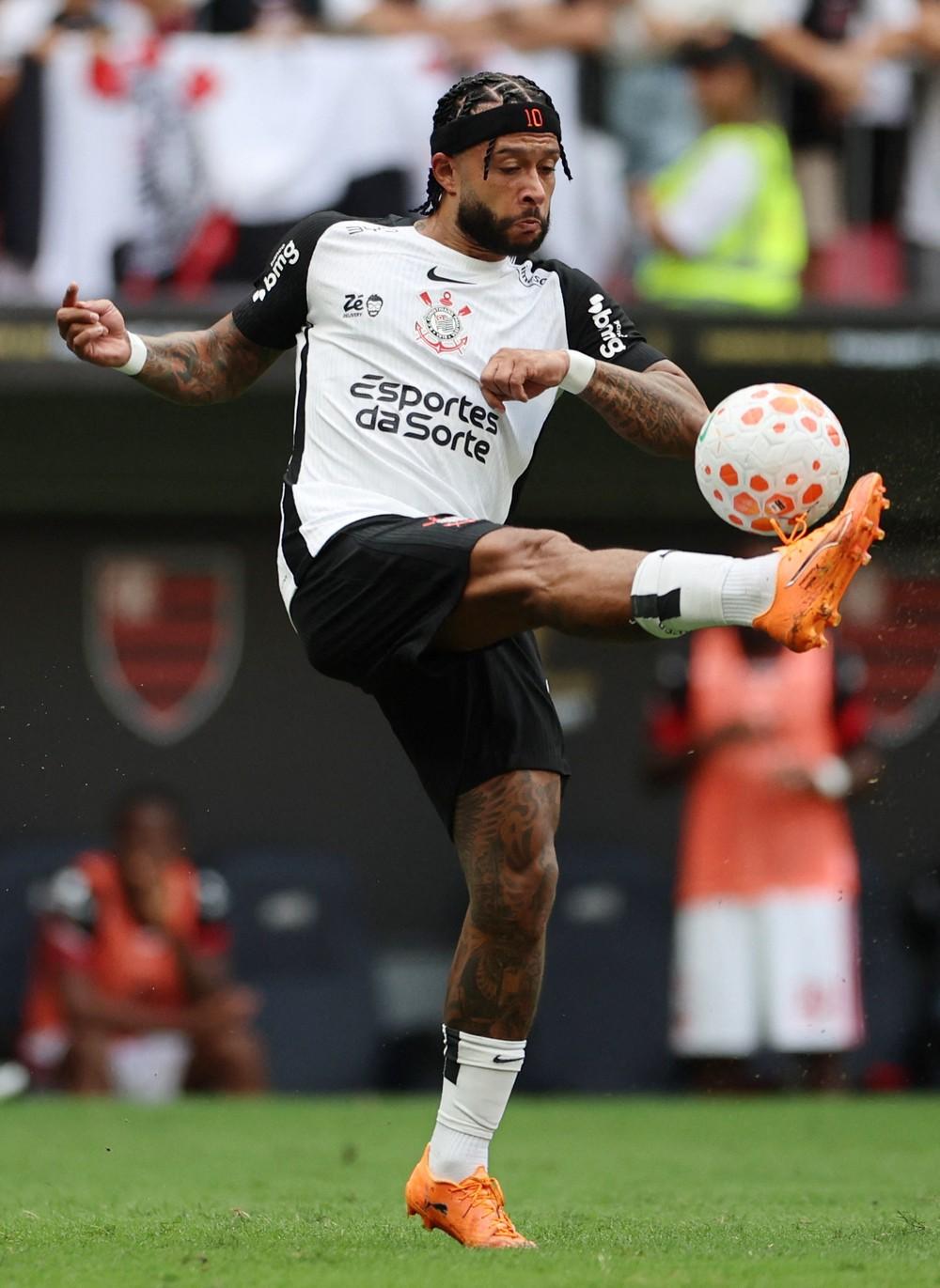 Memphis diz rezar por 