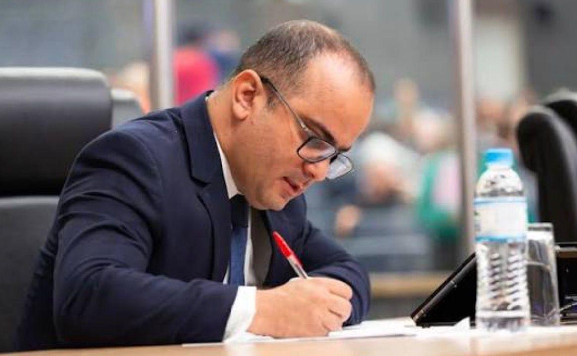 Na 3ª Sessão Ordinária de 2026 da Câmara Municipal de Barueri, o Vereador, Levi Gobert (PODEMOS), protocolou 05 novas indicações